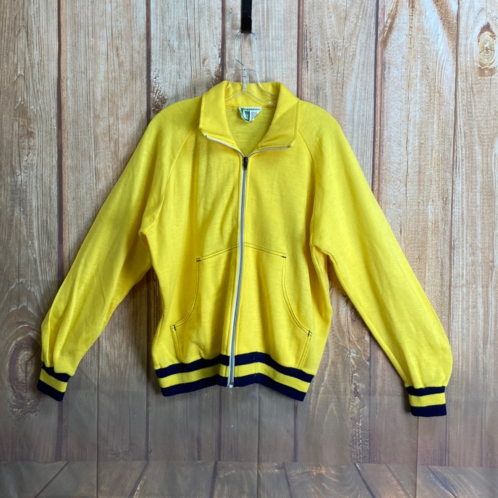 ➡️Vintage Winning Ways Yellow Acrylic jacket Size Medium